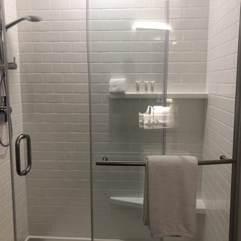 Archer Hotel Burlington - Shower - Hotels Near Me - Burlington, Massachusetts Archer Hotel Burlington - Shower - Hotels Near Me - Burlington, Massachusetts