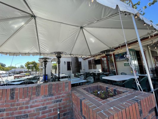 Pete's Brass Rail & Car Wash by null