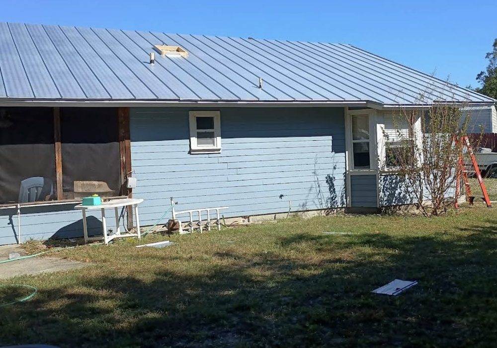 Slide of Kaiser Roofing