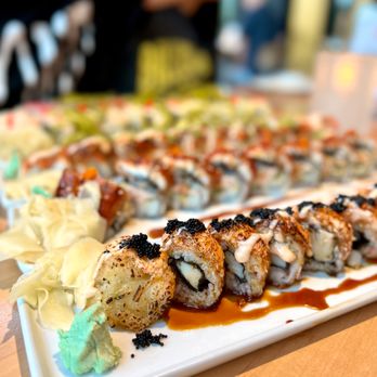 Momiji - Ultimate Dragon Roll - Japanese Near Me - Seattle, Washington