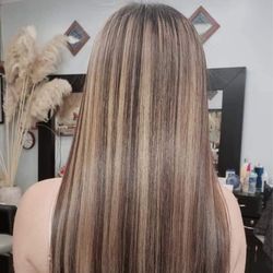 QT Salon
