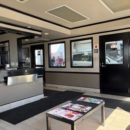 Neat, proper waiting area. I appreciate the Kerig! Neat, proper waiting area. I appreciate the Kerig!