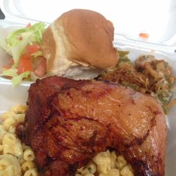 LA 88 Discount Food Mart - Baked chicken, green bean casserole, mac and cheese, green salad, and dinner roll