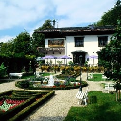 Feodora Villa
