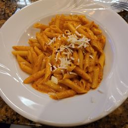 Penne al vodka - no meat, no butter Penne al vodka - no meat, no butter