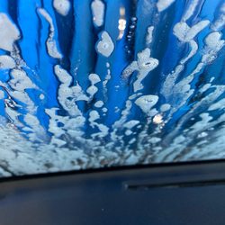 Buddy Bear Car Wash - Clean car!