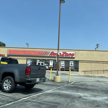 AutoZone - Outside of store - Auto Parts & Supplies Near Me - Temple City, California