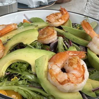 Esquina Cubana - Cuban Salad with avocado and Caribbean Garlic - Cuban Near Me - Miami Beach, Florida Esquina Cubana - Cuban Salad with avocado and Caribbean Garlic - Cuban Near Me - Miami Beach, Florida
