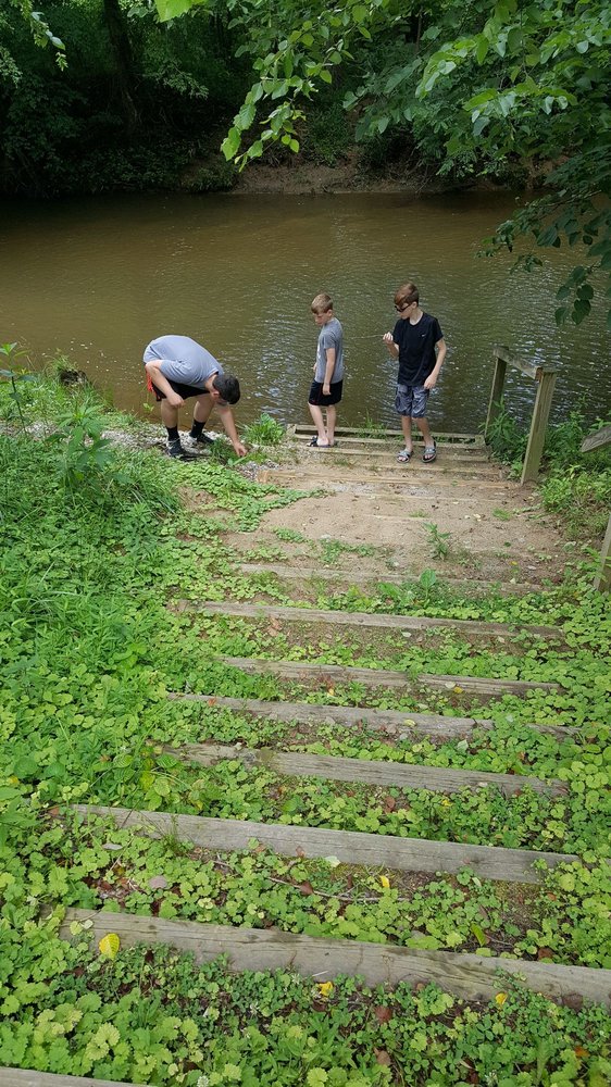 THE CABINS AT WHITE SULPHUR SPRINGS Updated September 2024 10