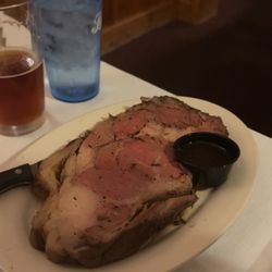 Domenic's Rose Villa Restaurant - Prime rib