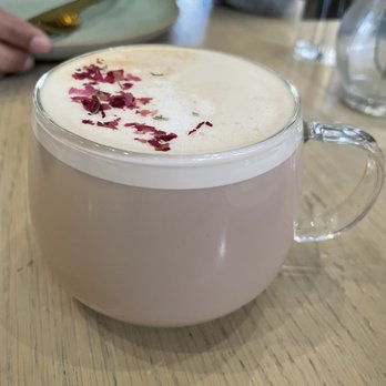 Café Fig - Rose Latte - Cafes Near Me - Los Angeles, California