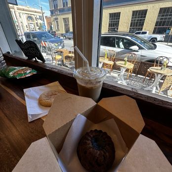 Caffe Soleil - Snickerdoodle cookie, vegan pastry, and chai latte. - Cafes Near Me - Salinas, California Caffe Soleil - Snickerdoodle cookie, vegan pastry, and chai latte. - Cafes Near Me - Salinas, California