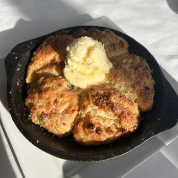 17 River Grille - Heavenly Biscuits - American Near Me - Chagrin Falls, Ohio