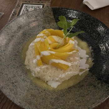 Do Chay - Mango sticky rice - Vietnamese Near Me - Vancouver, British Columbia