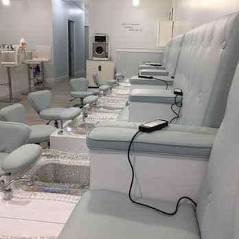 Swan Nail Boutique - Massaging bench! - Nail Salons Near Me - Charlotte, North Carolina Swan Nail Boutique - Massaging bench! - Nail Salons Near Me - Charlotte, North Carolina