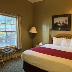 Lake Quinault Lodge - Room 101 inside main building