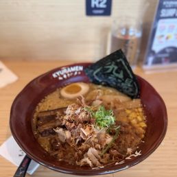 2) Katsuobushi Pork Ramen