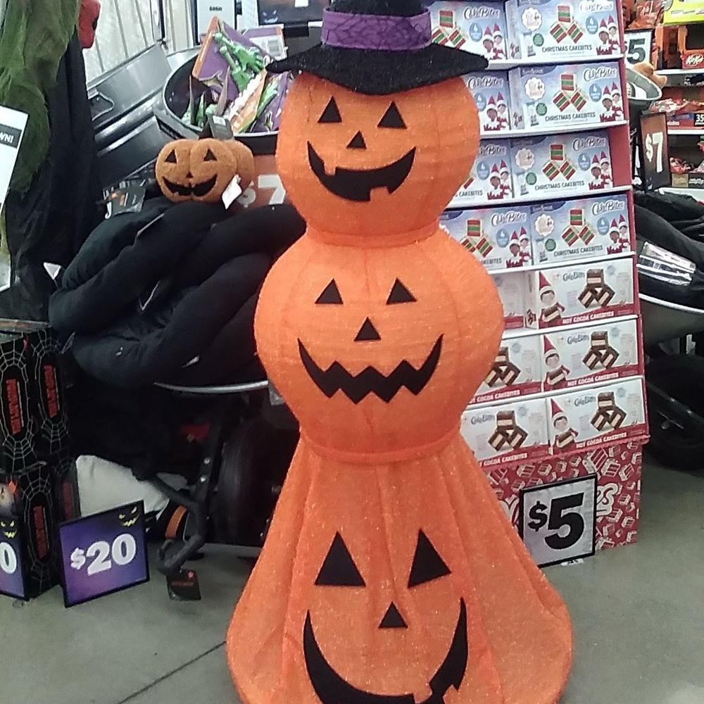 Five Below - yeahh, tomorrow is Halloween:-) I had to take this picture. Liked it so much. Cute. Other decorations all around. - Discount Store Near Me - North Hollywood, California Five Below - yeahh, tomorrow is Halloween:-) I had to take this picture. Liked it so much. Cute. Other decorations all around. - Discount Store Near Me - North Hollywood, California