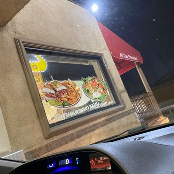 Lucky Guys No 2 - Burgers, Chicken, burritos, Mexican medley - Mexican Near Me - Downey, California Lucky Guys No 2 - Burgers, Chicken, burritos, Mexican medley - Mexican Near Me - Downey, California