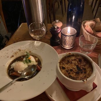 Le Temps des Cerises - Oeufs murette, onion soup - French Near Me - Paris, 75 Le Temps des Cerises - Oeufs murette, onion soup - French Near Me - Paris, 75