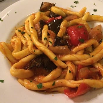 Pierino - Fussilli al fierrito con salsa de la huerta. - Italian Near Me - Buenos Aires, C Pierino - Fussilli al fierrito con salsa de la huerta. - Italian Near Me - Buenos Aires, C