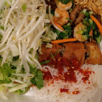 Pho Cali - Chicken vermicelli thing - very good - Vietnamese Near Me - Rocklin, California Pho Cali - Chicken vermicelli thing - very good - Vietnamese Near Me - Rocklin, California