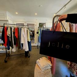 Jolie  Boutiques