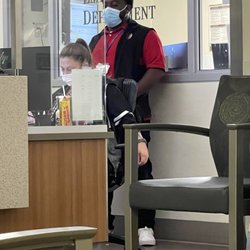 Emergency Room at UW Medical Center - Northwest | Seattle - The lady who said they would tell them she's worse and in and out of consciousness but never bothered to ask for her name.