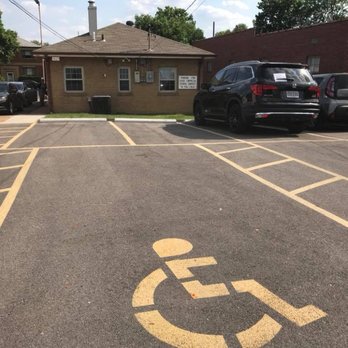 Gerald J Wertel, DC - Parking lot behind the builing - Chiropractors Near Me - Saint Louis, Missouri Gerald J Wertel, DC - Parking lot behind the builing - Chiropractors Near Me - Saint Louis, Missouri