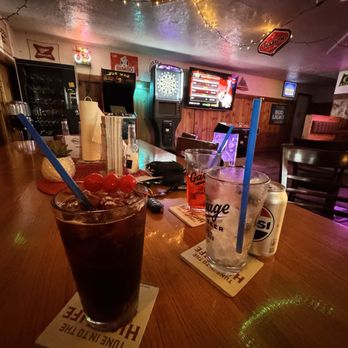 Banks Billiards - Drinks and Vintage Ambiance - Pool Halls Near Me - Banks, Oregon Banks Billiards - Drinks and Vintage Ambiance - Pool Halls Near Me - Banks, Oregon