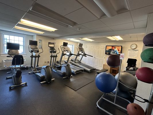 Newport Beach Hotel & Suites by null