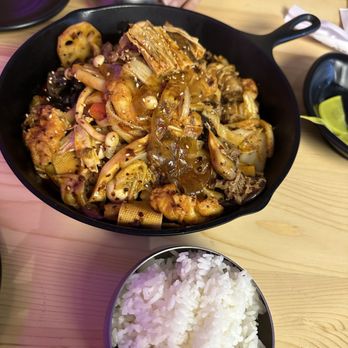 Rahongbu Malatang - Chinese Near Me - Queens, New York
