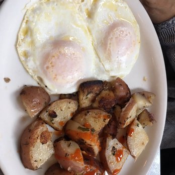 Millie's Cafe - Pasadena - Eggs over easy and potatoes. - Breakfast & Brunch Near Me - Pasadena, California Millie's Cafe - Pasadena - Eggs over easy and potatoes. - Breakfast & Brunch Near Me - Pasadena, California