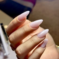 Avra Salon - Gel extension