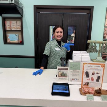 Honolulu Cookie Company - Outstanding sales person - Desserts Near Me - Honolulu, Hawaii