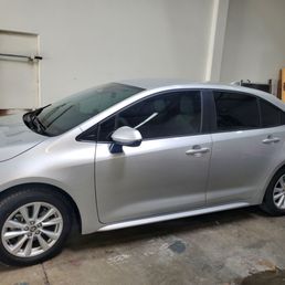 I have ceramic tinting and I love this job. Quality is good, Jakie is so nice, and the price is so good. I recomend here 100%!
