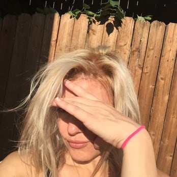 Planet Color Salon - Look at the roots you see hair missing from my scalp.  And broken hair. - Hair Salons Near Me - Frankfort, Illinois