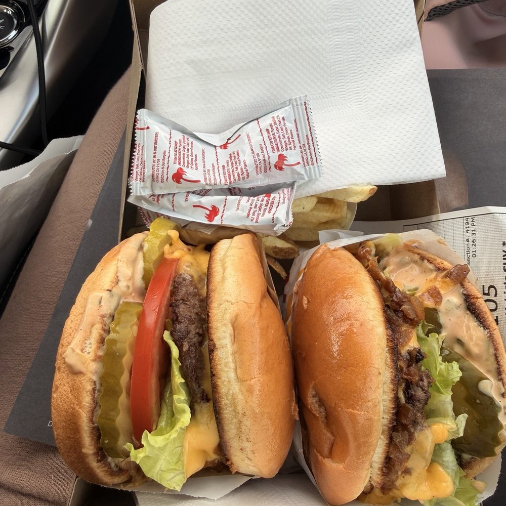 In-N-Out Burger - Cheeseburger Fresh French Fries - Burgers Near Me - American Fork, Utah In-N-Out Burger - Cheeseburger Fresh French Fries - Burgers Near Me - American Fork, Utah