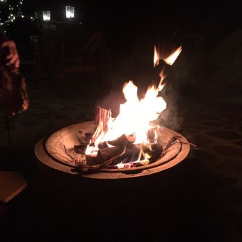 Terra del Valle - We used the fire pit every night! It was set up for us each time and there was plenty of wood to add! - Bed & Breakfast Near Me - Ejido El Porvenir, BCN Terra del Valle - We used the fire pit every night! It was set up for us each time and there was plenty of wood to add! - Bed & Breakfast Near Me - Ejido El Porvenir, BCN