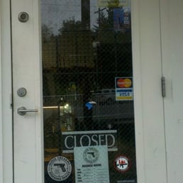 Photo of House of Guns - Edmonds, WA, United States. 10-18-12 - No sign on door. Store still closed.