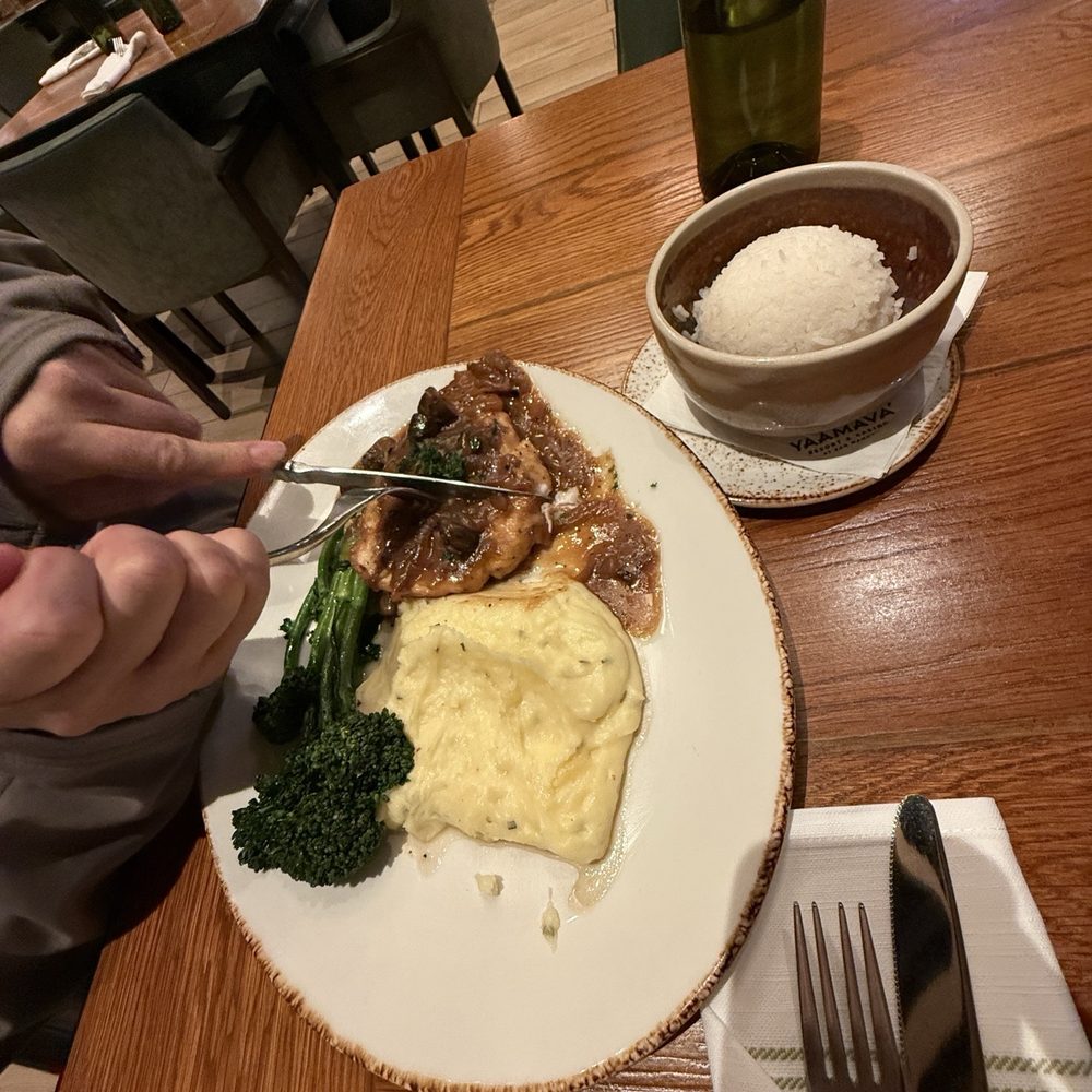 Serrano Vista Cafe - Cafes Near Me - S Highland, California Serrano Vista Cafe - Cafes Near Me - S Highland, California