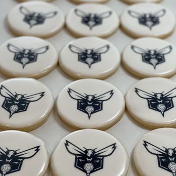 Happy Trails Kitchen - a tray of decorated cookies - Cupcakes Near Me Happy Trails Kitchen - a tray of decorated cookies - Cupcakes Near Me