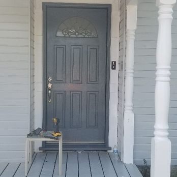 RKC HANDYMAN SERVICES - sanded and restrained the door - Handyman Near Me RKC HANDYMAN SERVICES - sanded and restrained the door - Handyman Near Me