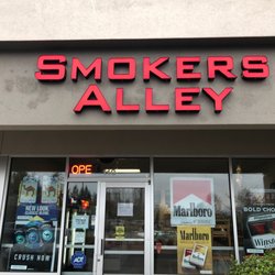 Smokers Alley
