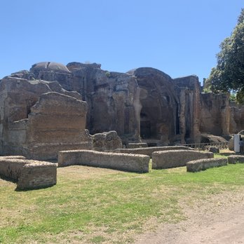 Villa Adriana - Bath houses - Landmarks & Historical Buildings Near Me - Tivoli, RM
