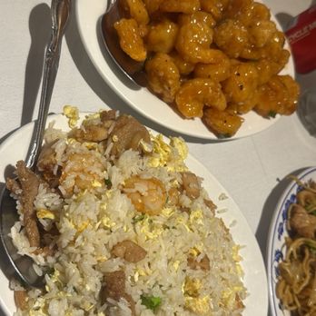 Yang Chow - Slippery Shrimp & Yang Chow Fried Rice - Chinese Near Me - Los Angeles, California Yang Chow - Slippery Shrimp & Yang Chow Fried Rice - Chinese Near Me - Los Angeles, California
