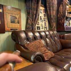 Connecticut Valley Tobacconist