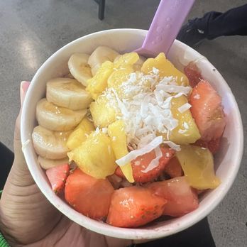 Acai Republic - The Cali Bowl - Acai Bowls Near Me - San Clemente, California