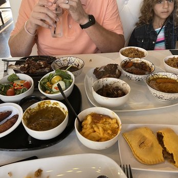 Yah Mon - Beef patties, macaroni and cheese, curry goat, curry chicken, jerk chicken, plantains. - Caribbean Near Me - Tampa, Florida