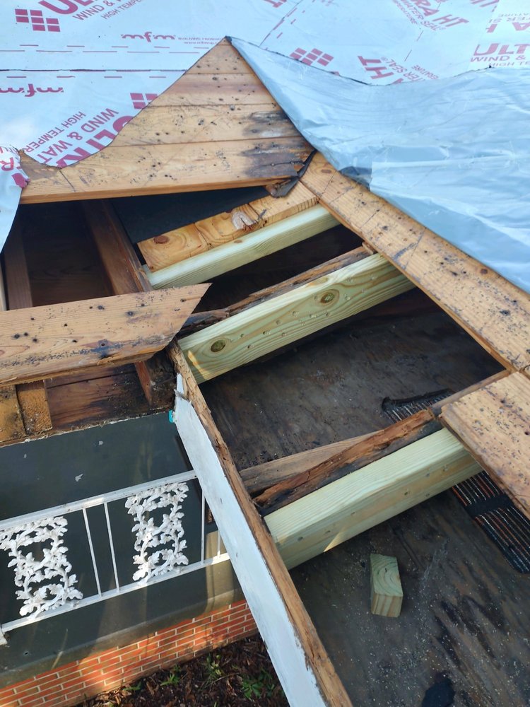 Slide of R Outlaw Roofing